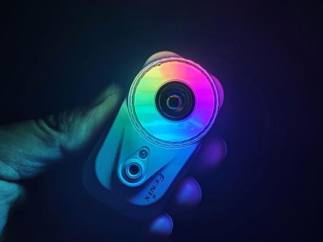 小魔方头灯体验让你爱不释手!瓦力棋牌超轻超能!Fenix(图16) 小魔方头灯体验让你爱不释手!瓦力棋牌超轻超能!Fenix(图16)