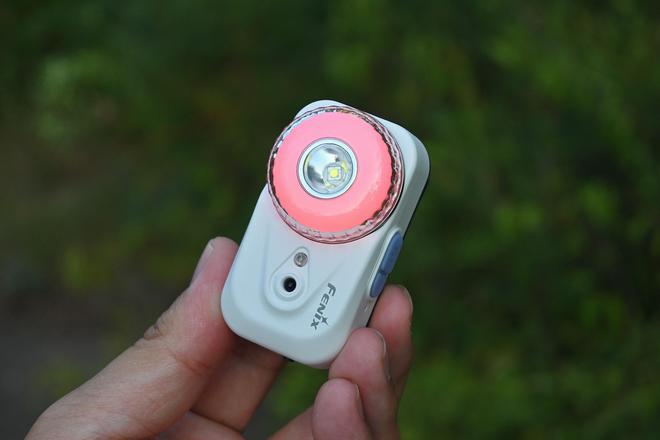 小魔方头灯体验让你爱不释手!瓦力棋牌超轻超能!Fenix(图10) 小魔方头灯体验让你爱不释手!瓦力棋牌超轻超能!Fenix(图10)